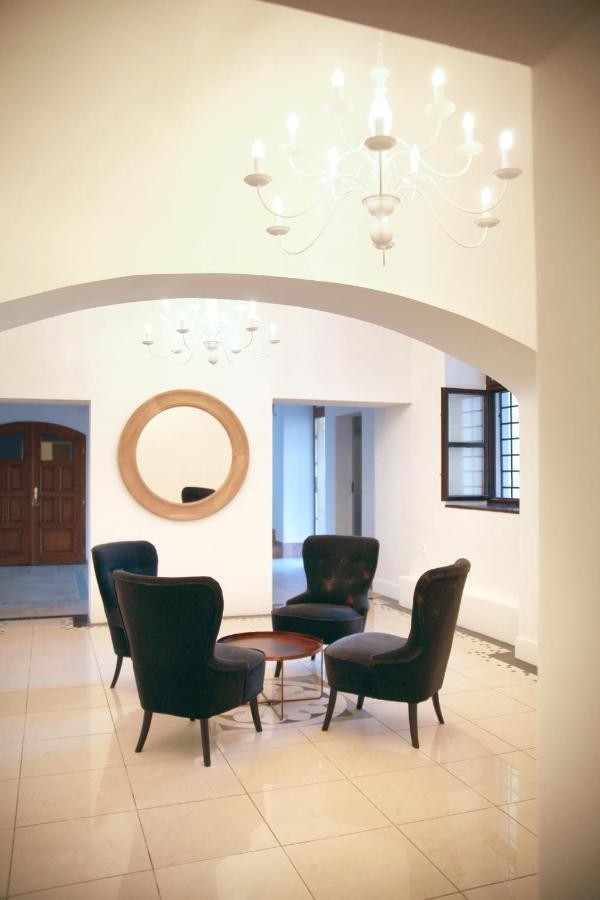 Hotel Dream Trnava Luaran gambar