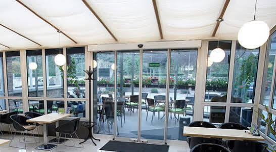 Hotel Dream Trnava Luaran gambar