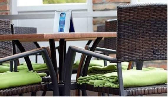Hotel Dream Trnava Luaran gambar